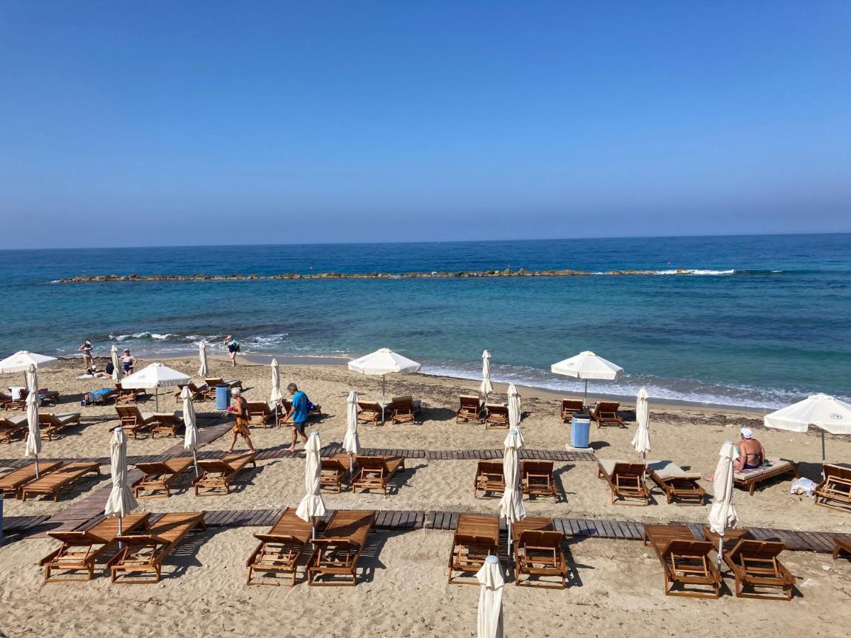 Sun Julz Apartments On The Beach بافوس المظهر الخارجي الصورة