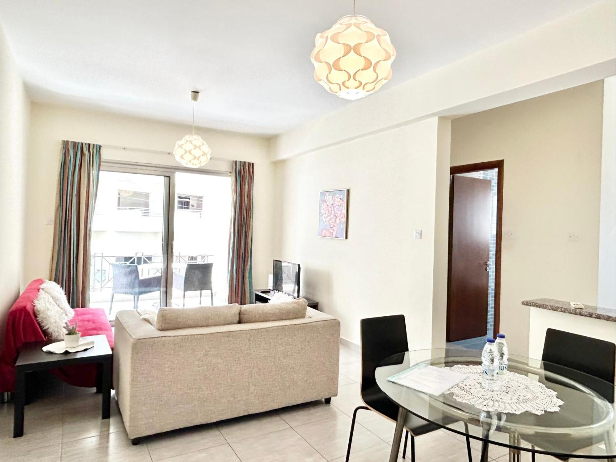Sun Julz Apartments On The Beach بافوس المظهر الخارجي الصورة