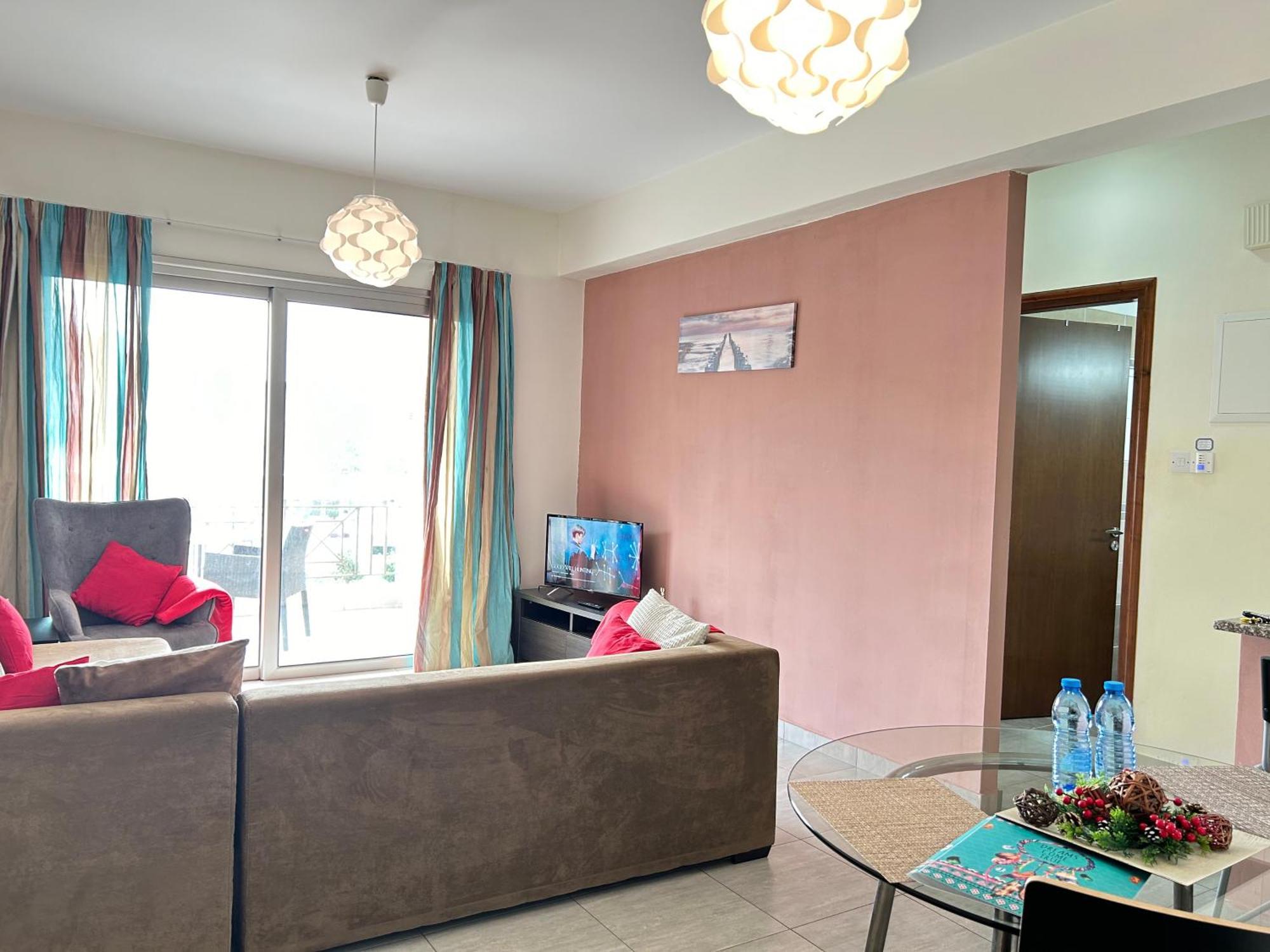Sun Julz Apartments On The Beach بافوس المظهر الخارجي الصورة