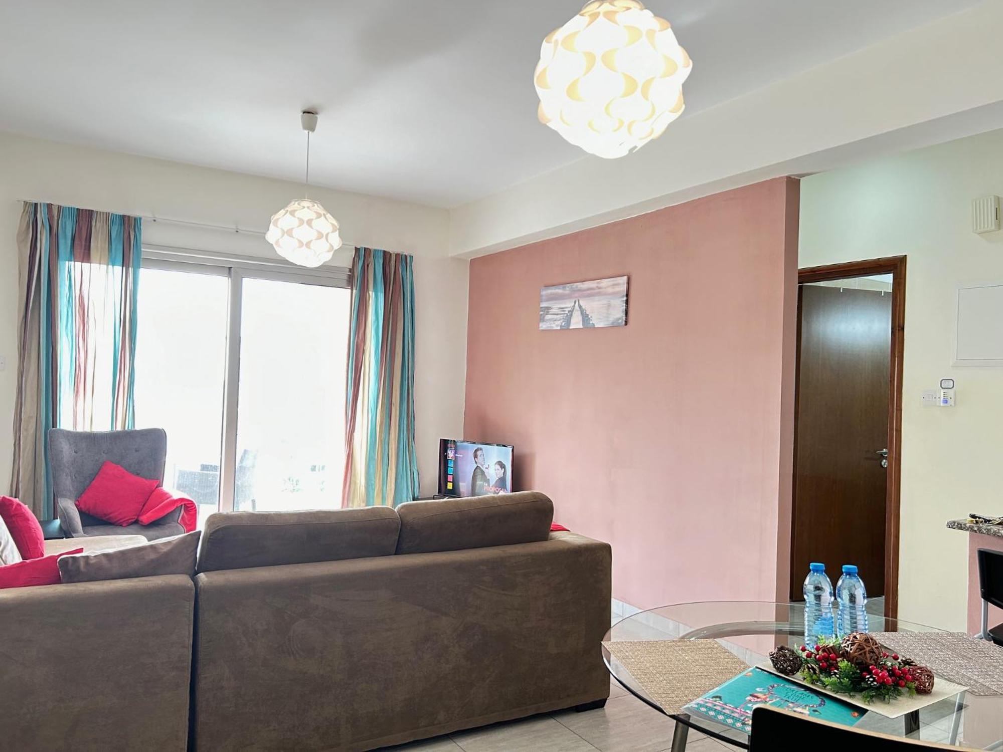 Sun Julz Apartments On The Beach بافوس المظهر الخارجي الصورة